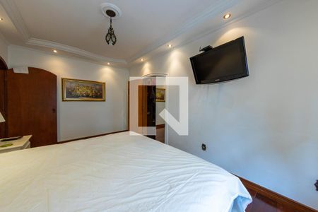 Casa à venda com 240m², 3 quartos e 5 vagas Casa à venda com 240m², 3 quartos e 5 vagasQuarto 1