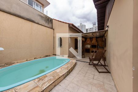 Casa à venda com 240m², 3 quartos e 5 vagas Casa à venda com 240m², 3 quartos e 5 vagasÁrea comum