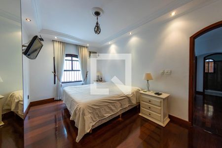 Casa à venda com 240m², 3 quartos e 5 vagas Casa à venda com 240m², 3 quartos e 5 vagasQuarto 1