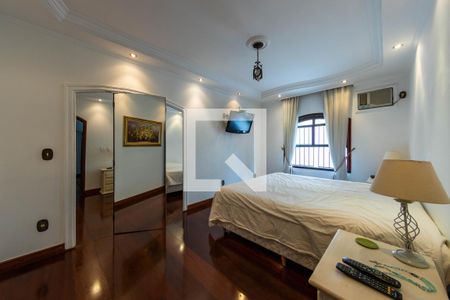 Casa à venda com 240m², 3 quartos e 5 vagas Casa à venda com 240m², 3 quartos e 5 vagasQuarto 1