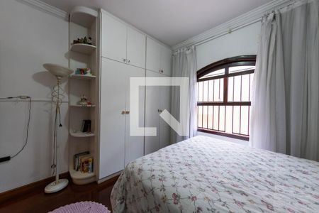 Casa à venda com 240m², 3 quartos e 5 vagas Casa à venda com 240m², 3 quartos e 5 vagasQuarto 3