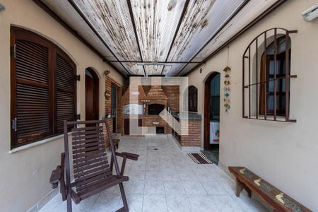 Casa à venda com 240m², 3 quartos e 5 vagas Casa à venda com 240m², 3 quartos e 5 vagasÁrea comum