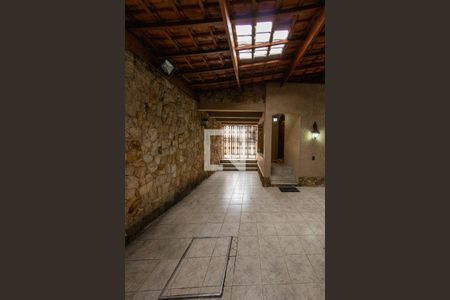 Casa à venda com 240m², 3 quartos e 5 vagas Casa à venda com 240m², 3 quartos e 5 vagasÁrea comum