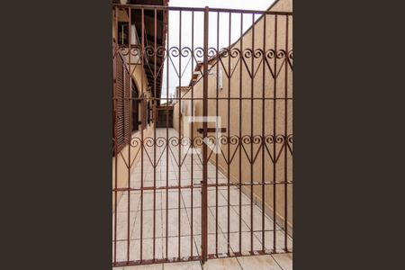 Casa à venda com 240m², 3 quartos e 5 vagas Casa à venda com 240m², 3 quartos e 5 vagasÁrea comum