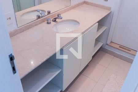 Casa à venda com 500m², 4 quartos e 2 vagasBanheiro