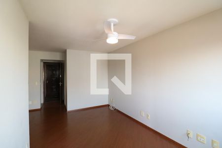 Sala de apartamento para alugar com 3 quartos, 72m² em Jardim Ester, São Paulo
