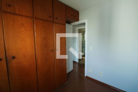 Quarto 1 de apartamento para alugar com 3 quartos, 72m² em Jardim Ester, São Paulo
