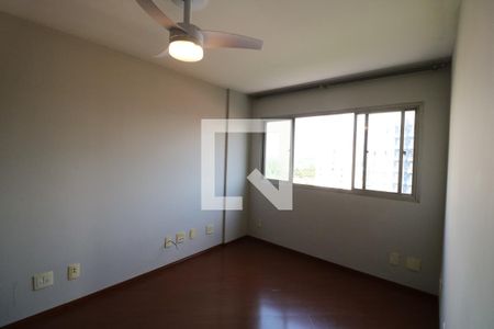 Sala de apartamento para alugar com 3 quartos, 72m² em Jardim Ester, São Paulo
