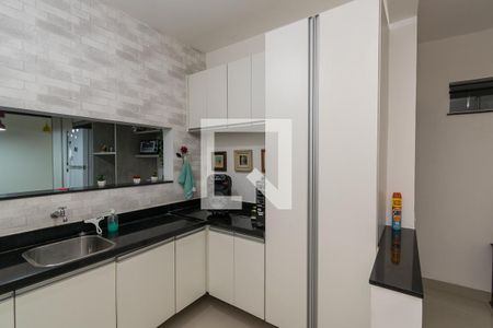 Casa à venda com 250m², 4 quartos e 2 vagasÁrea de Serviço - Armários