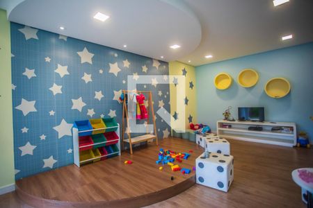 Apartamento à venda com 61m², 2 quartos e 2 vagas Apartamento à venda com 61m², 2 quartos e 2 vagasÁrea comum - Brinquedoteca