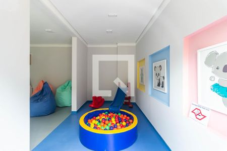 Apartamento à venda com 32m², 2 quartos e sem vaga Apartamento à venda com 32m², 2 quartos e sem vagaBrinquedoteca