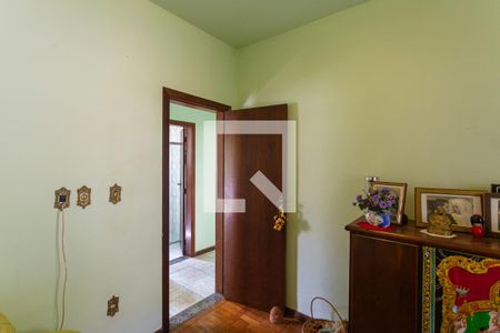 Casa à venda com 337m², 3 quartos e 3 vagas Casa à venda com 337m², 3 quartos e 3 vagasQuarto 3