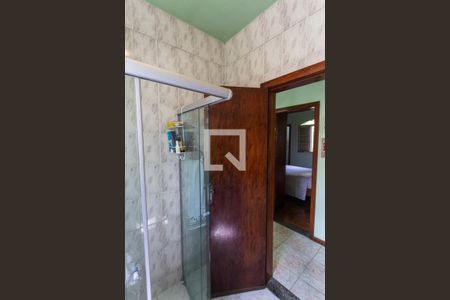 Casa à venda com 337m², 3 quartos e 3 vagas Casa à venda com 337m², 3 quartos e 3 vagasBanheiro Social