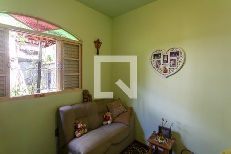 Casa à venda com 337m², 3 quartos e 3 vagas Casa à venda com 337m², 3 quartos e 3 vagasQuarto 3