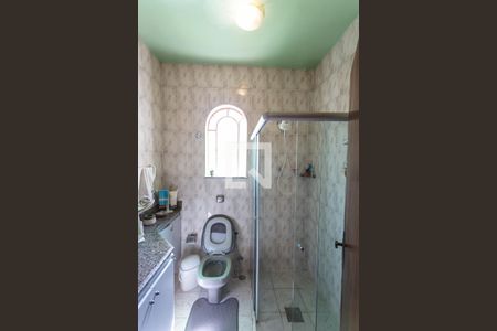 Casa à venda com 337m², 3 quartos e 3 vagas Casa à venda com 337m², 3 quartos e 3 vagasBanheiro Social