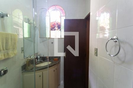 Casa à venda com 337m², 3 quartos e 3 vagas Casa à venda com 337m², 3 quartos e 3 vagasBanheiro da Suíte