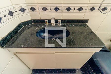 Apartamento para alugar com 215m², 3 quartos e 2 vagas Apartamento para alugar com 215m², 3 quartos e 2 vagasBanheiro 1 - Suíte