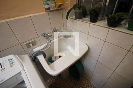 Casa à venda com 120m², 3 quartos e 1 vagaÁrea de Serviço