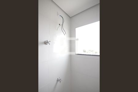 Apartamento para alugar com 60m², 2 quartos e sem vaga
Banheiro
