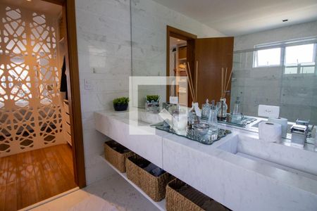 Casa de condomínio à venda com 210m², 4 quartos e 4 vagas Casa de condomínio à venda com 210m², 4 quartos e 4 vagasBanheiro do Quarto 1