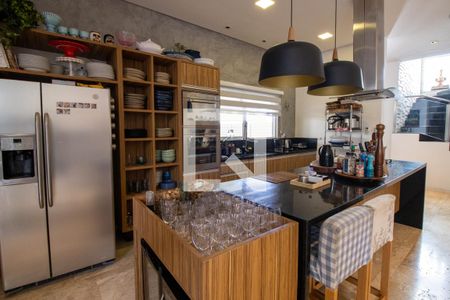 Casa de condomínio à venda com 210m², 4 quartos e 4 vagas Casa de condomínio à venda com 210m², 4 quartos e 4 vagasCozinha