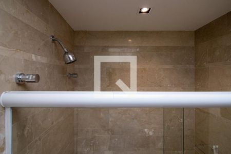 Casa de condomínio à venda com 210m², 4 quartos e 4 vagas Casa de condomínio à venda com 210m², 4 quartos e 4 vagasBanheiro do Quarto 4