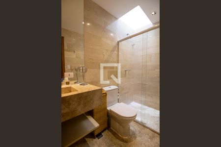 Casa de condomínio à venda com 210m², 4 quartos e 4 vagas Casa de condomínio à venda com 210m², 4 quartos e 4 vagasBanheiro do Quarto 3