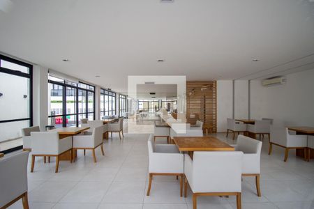 Casa de condomínio à venda com 145m², 3 quartos e 2 vagas Casa de condomínio à venda com 145m², 3 quartos e 2 vagasÁrea Comum - Salão de Festas