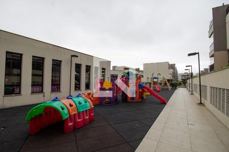 Casa de condomínio à venda com 145m², 3 quartos e 2 vagas Casa de condomínio à venda com 145m², 3 quartos e 2 vagasÁrea Comum - Playground