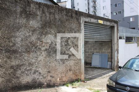 Casa para alugar com 350m², 1 quarto e 3 vagasFachada
