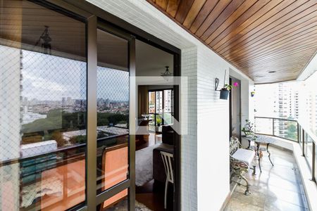 Apartamento à venda com 150m², 3 quartos e 3 vagasSacada das Salas