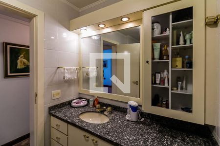 Apartamento à venda com 150m², 3 quartos e 3 vagasBanheiro Social