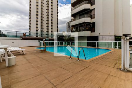 Apartamento à venda com 150m², 3 quartos e 3 vagasÁrea da Piscina