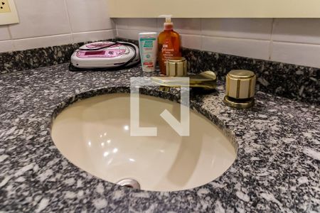 Apartamento à venda com 150m², 3 quartos e 3 vagasBanheiro Social