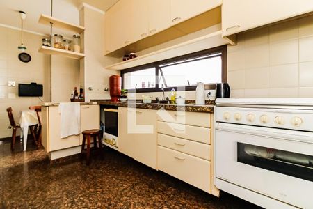 Apartamento à venda com 150m², 3 quartos e 3 vagasCozinha