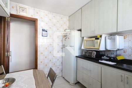Apartamento à venda com 71m², 2 quartos e 1 vagaCozinha
