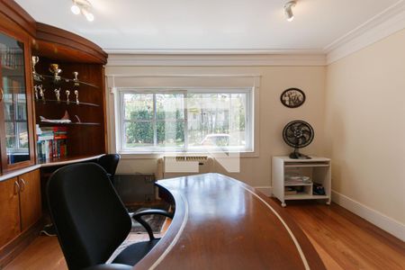 Casa para alugar com 1200m², 5 quartos e 8 vagas Casa para alugar com 1200m², 5 quartos e 8 vagasescritório