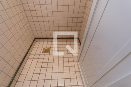 Casa para alugar com 1200m², 5 quartos e 8 vagas