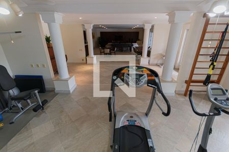 Casa para alugar com 1200m², 5 quartos e 8 vagas Casa para alugar com 1200m², 5 quartos e 8 vagasAcademia