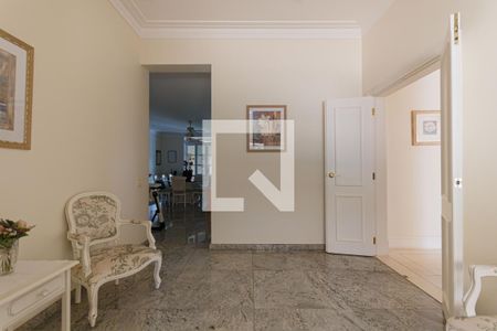 Casa para alugar com 1200m², 5 quartos e 8 vagas Casa para alugar com 1200m², 5 quartos e 8 vagassala 4