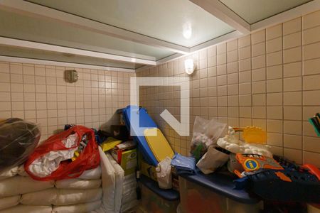 Casa para alugar com 1200m², 5 quartos e 8 vagas Casa para alugar com 1200m², 5 quartos e 8 vagassauna