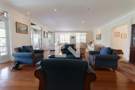 Casa para alugar com 1200m², 5 quartos e 8 vagas Casa para alugar com 1200m², 5 quartos e 8 vagasSala