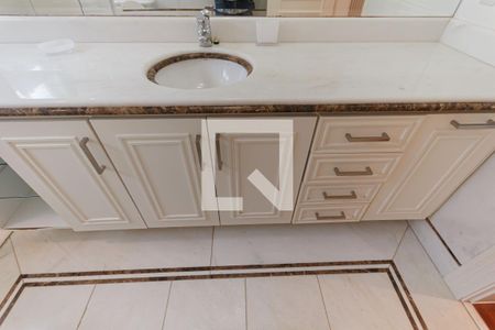 Casa para alugar com 1200m², 5 quartos e 8 vagas Casa para alugar com 1200m², 5 quartos e 8 vagasBanheiro da Suíte 5