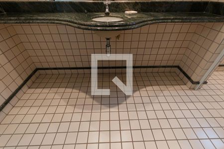 Casa para alugar com 1200m², 5 quartos e 8 vagas Casa para alugar com 1200m², 5 quartos e 8 vagasbanheiro 7