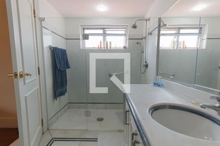 Casa para alugar com 1200m², 5 quartos e 8 vagas Casa para alugar com 1200m², 5 quartos e 8 vagasbanheiro 1