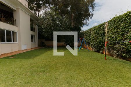 Casa para alugar com 1200m², 5 quartos e 8 vagas Casa para alugar com 1200m², 5 quartos e 8 vagasquintal