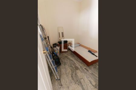 Casa para alugar com 1200m², 5 quartos e 8 vagas Casa para alugar com 1200m², 5 quartos e 8 vagasÁrea de Serviço