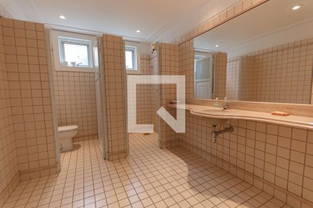 Casa para alugar com 1200m², 5 quartos e 8 vagas Casa para alugar com 1200m², 5 quartos e 8 vagasbanheiro 8