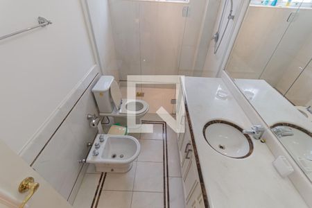 Casa para alugar com 1200m², 5 quartos e 8 vagas Casa para alugar com 1200m², 5 quartos e 8 vagasBanheiro da Suíte 5