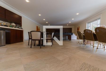 Casa para alugar com 1200m², 5 quartos e 8 vagas Casa para alugar com 1200m², 5 quartos e 8 vagasSala de Jogos